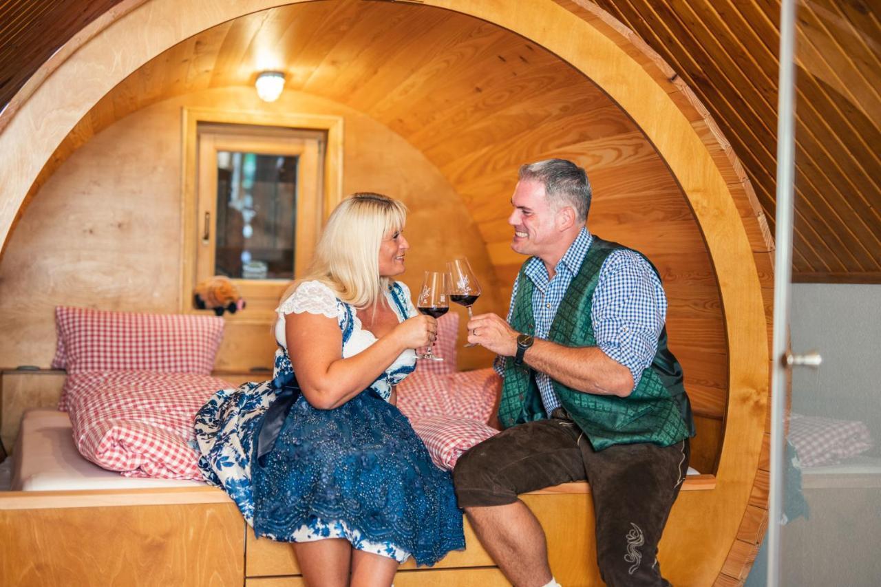 Winzerhof Kuessler - Weinviertel Hotell Stillfried Exteriör bild