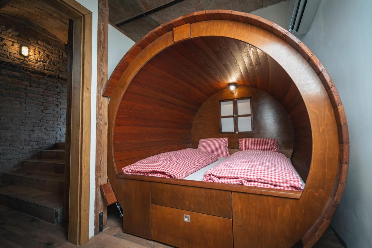 Winzerhof Kuessler - Weinviertel Hotell Stillfried Exteriör bild