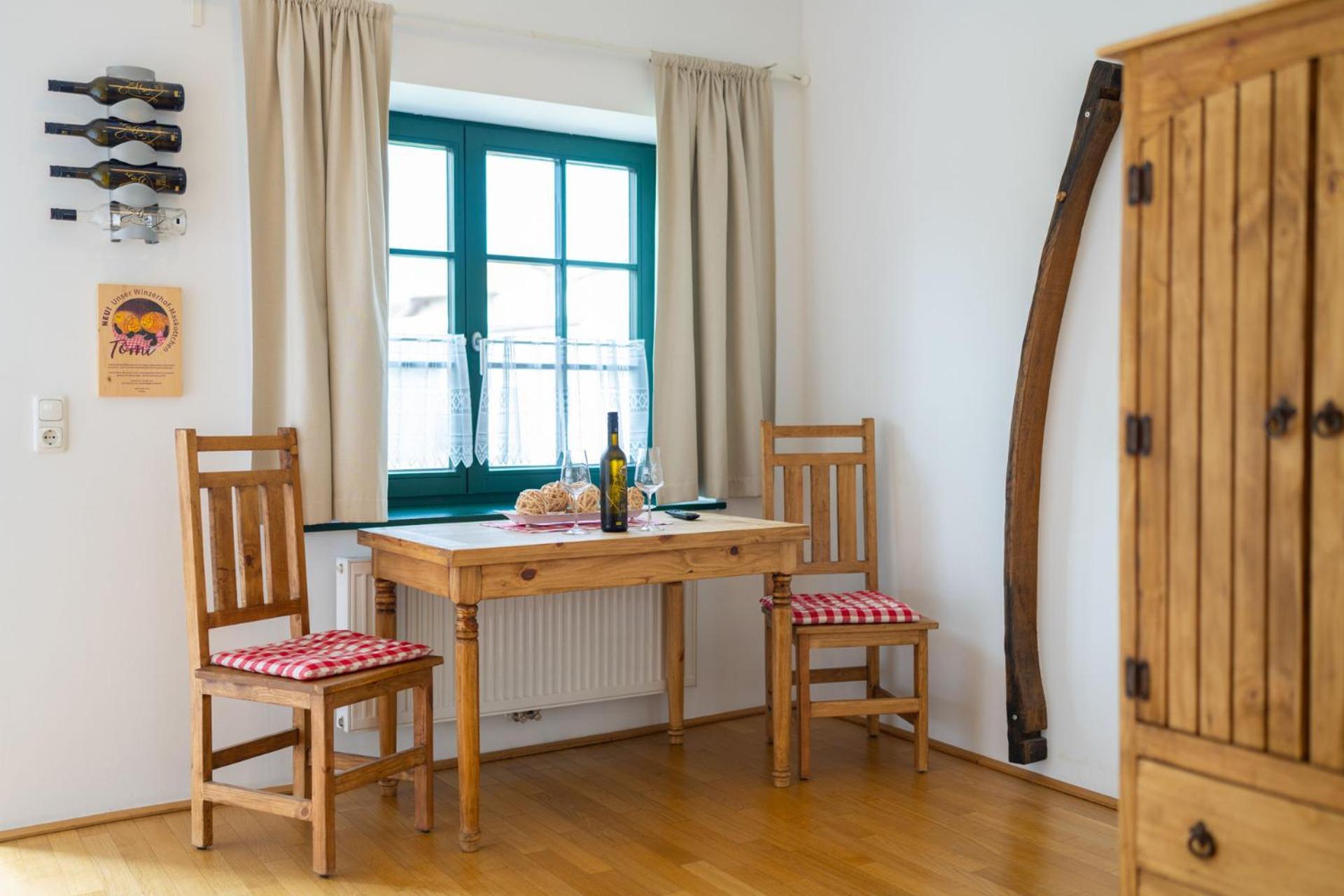 Winzerhof Kuessler - Weinviertel Hotell Stillfried Exteriör bild