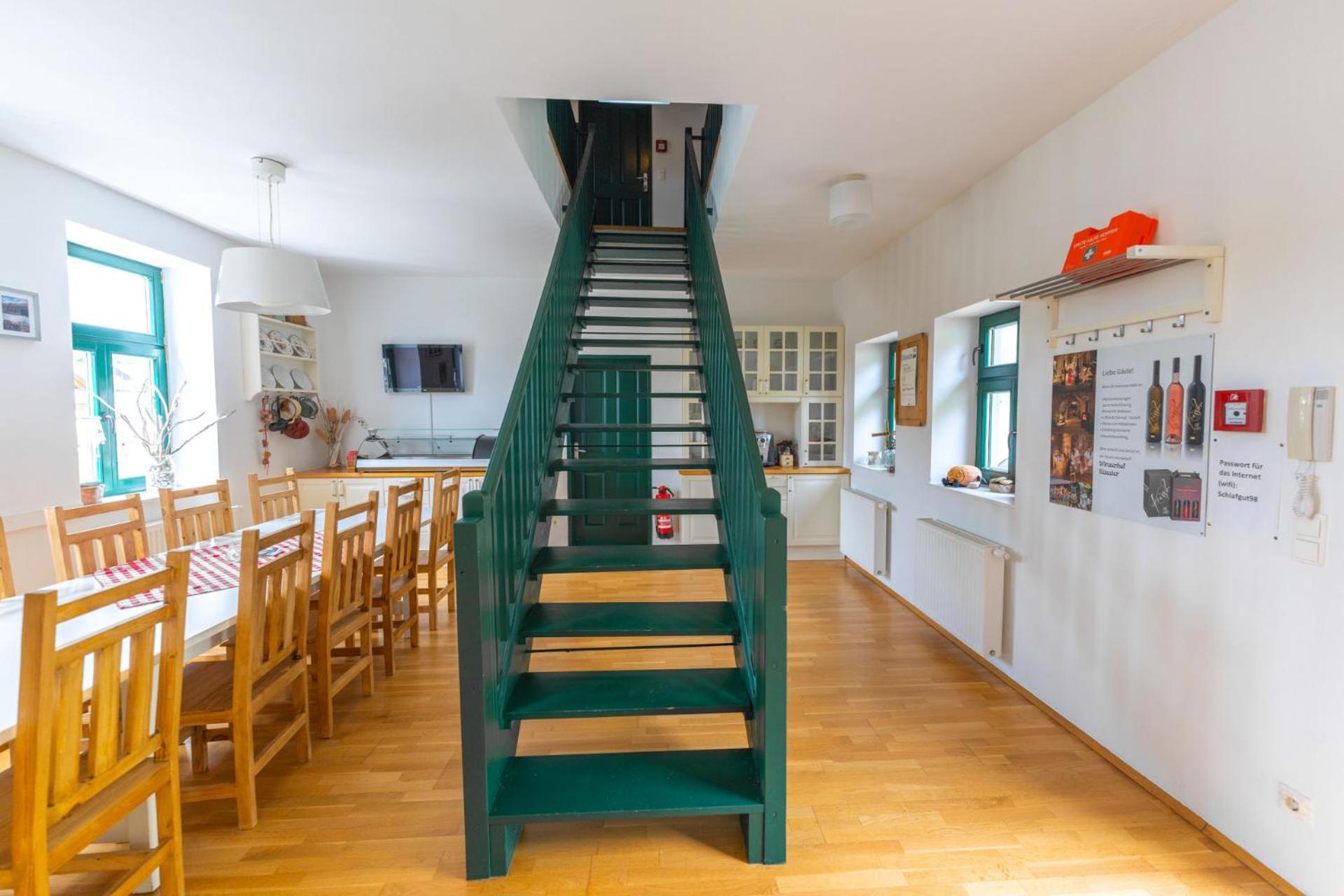 Winzerhof Kuessler - Weinviertel Hotell Stillfried Exteriör bild